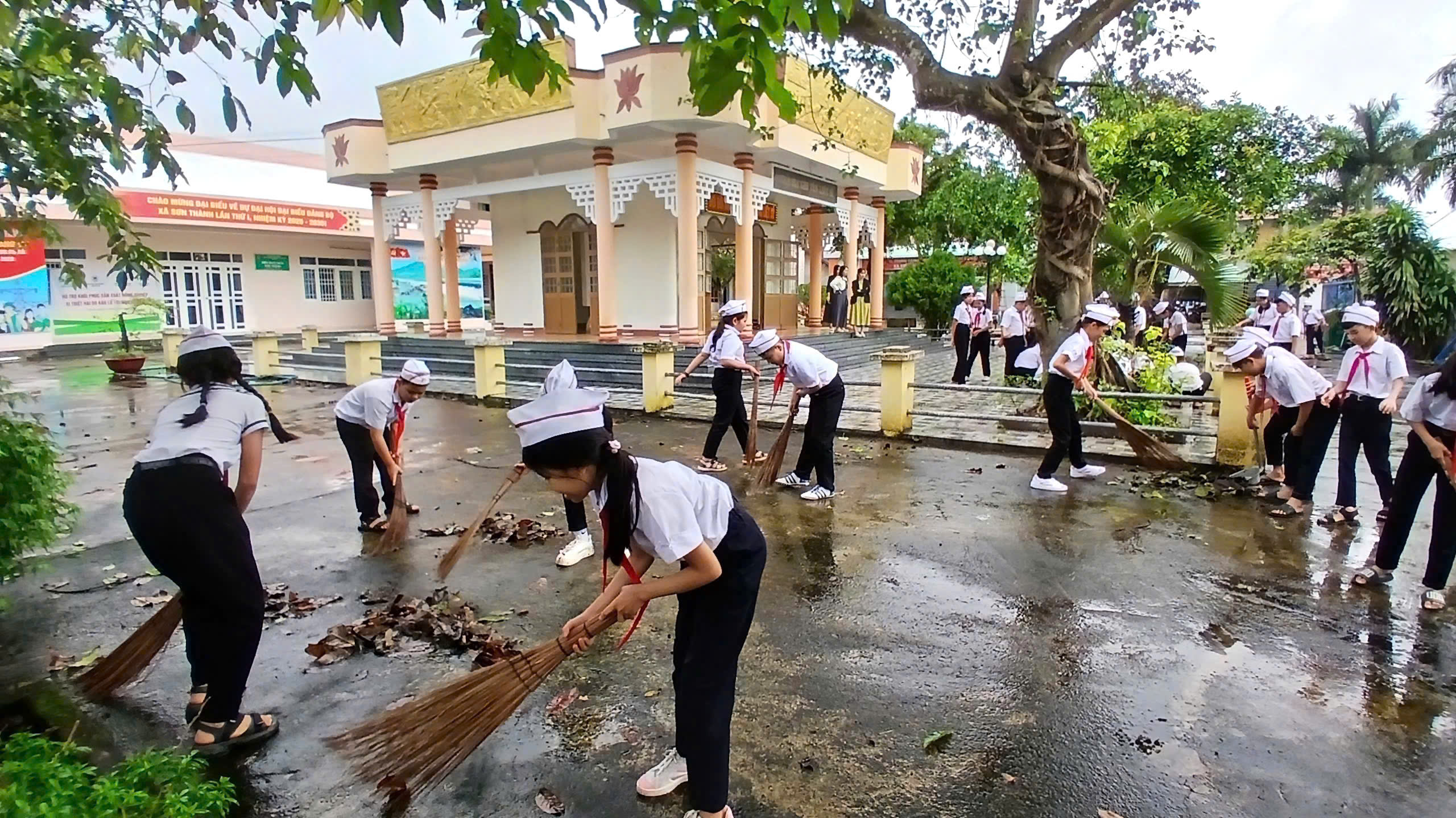 z7351903688326_2ac70bdc68c242f7600b5402e36fb441